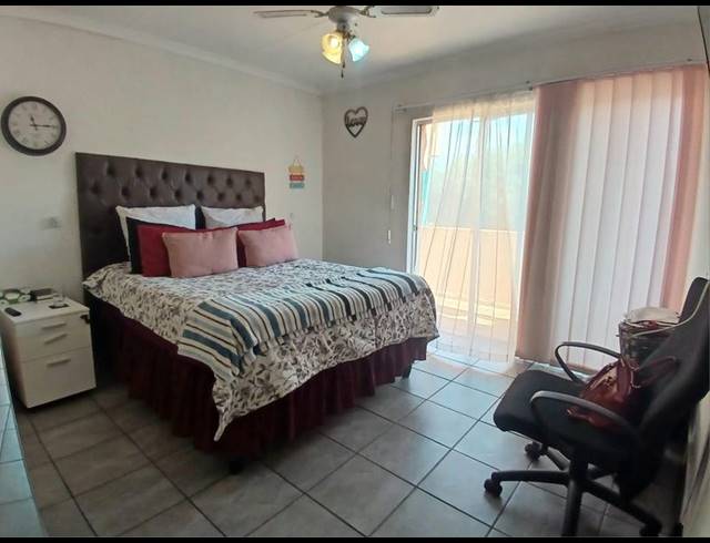 3 BEDROOM TOWNHOUSE FOR SALE IN ALBERTON NORTH